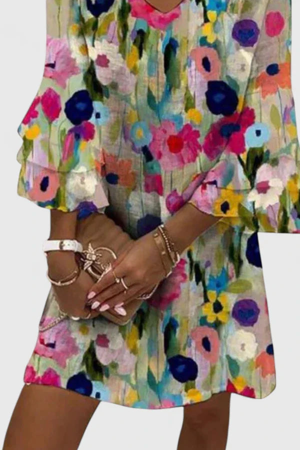 Elviera | Mini Jurk V-Hals Bloemenprint 1