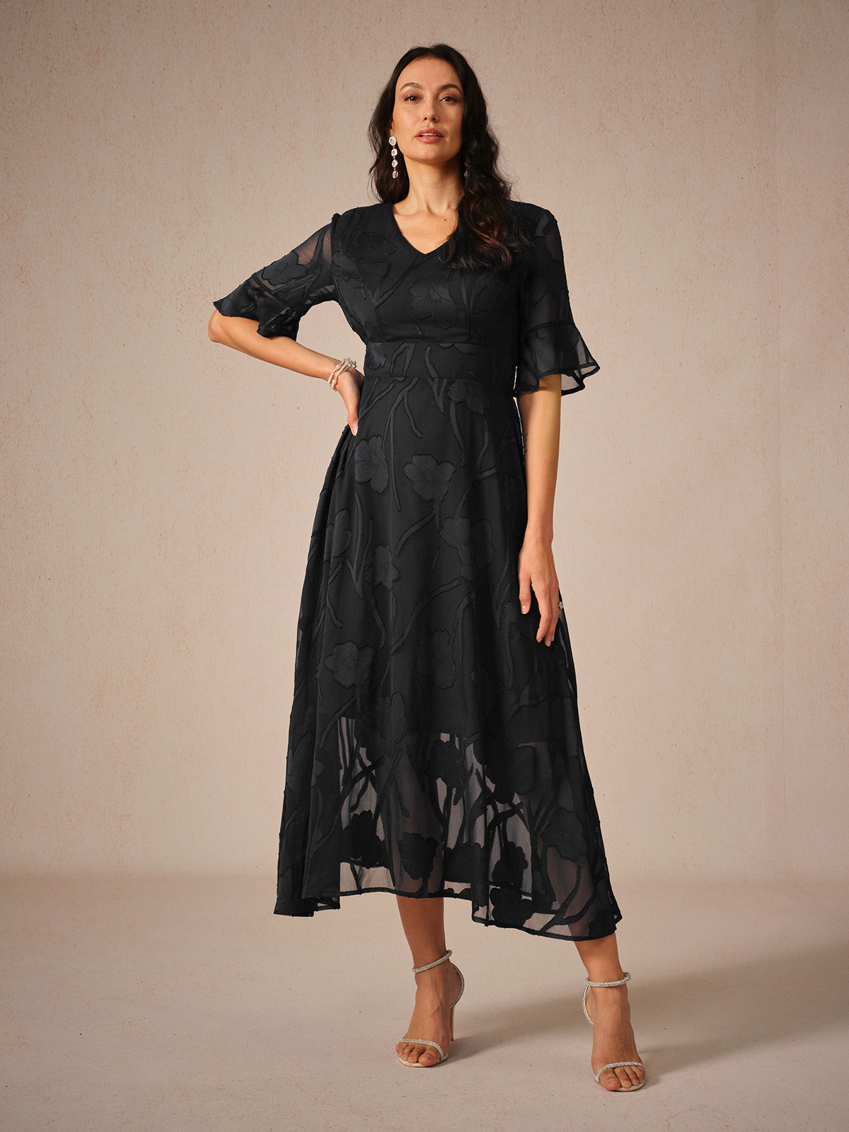Kyla Midi Jurk | Elegante Fladdermouwen en Kant 0