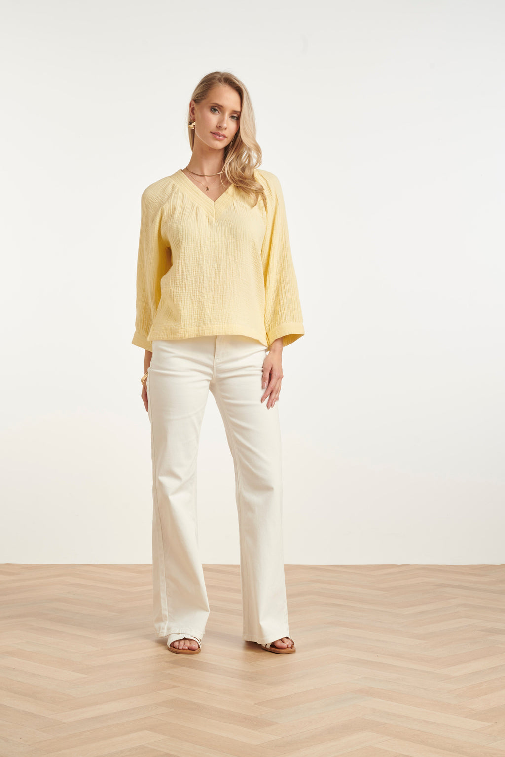Lichtgele V-Hals Blouse Dames | Mousseline Tops Dames 0