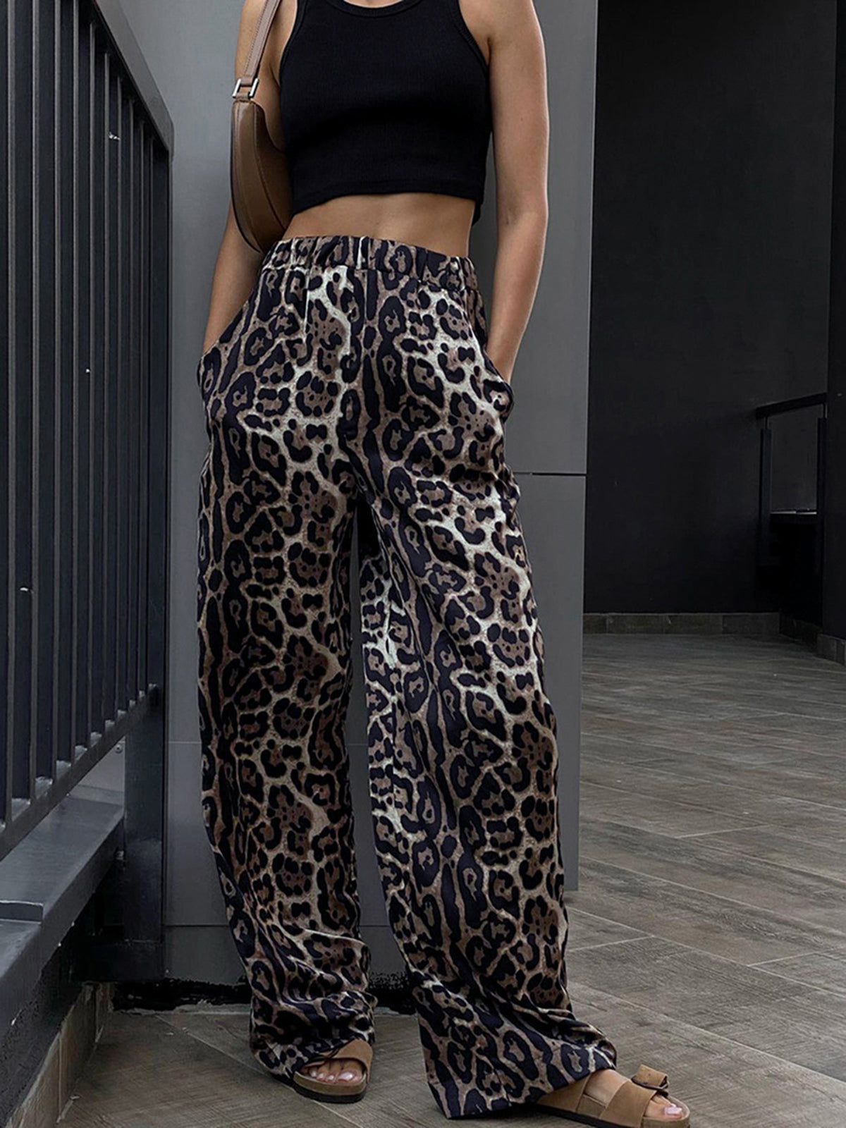 Luipaardprint Broek met Wijde Pijpen | Pantalon Dames 0