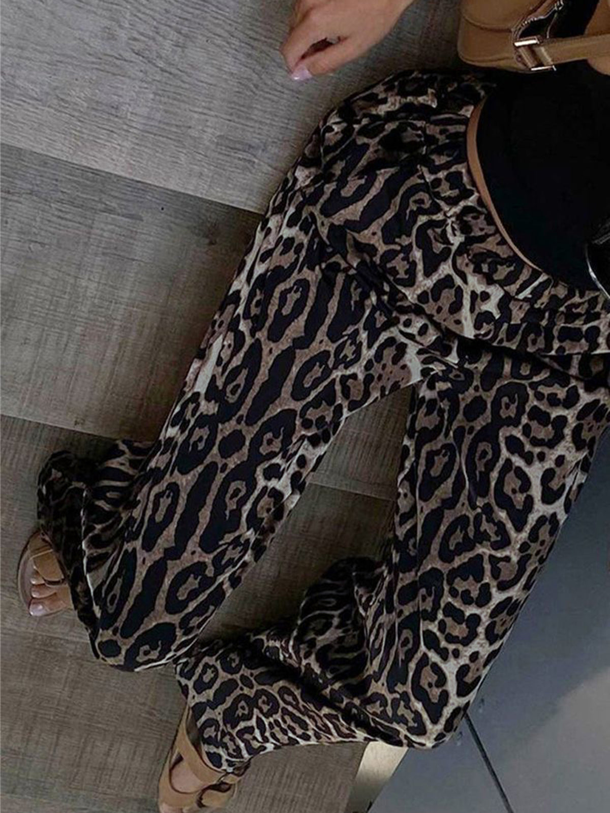 Luipaardprint Broek met Wijde Pijpen | Pantalon Dames 3