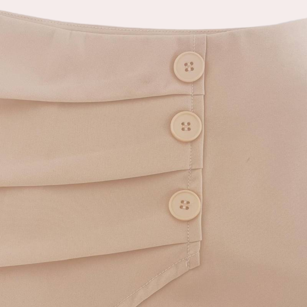 Nerina | Korte Broek Dames Asymmetrisch Met Sierknopen 2