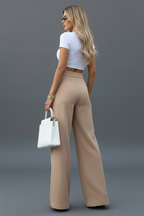 Beige broek - blond model achterkant
