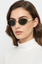 Gouden ovale zonnebril close-up frontaal