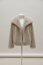 Beige teddy fleece jacket productfoto