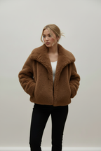 Model casual - Bruin