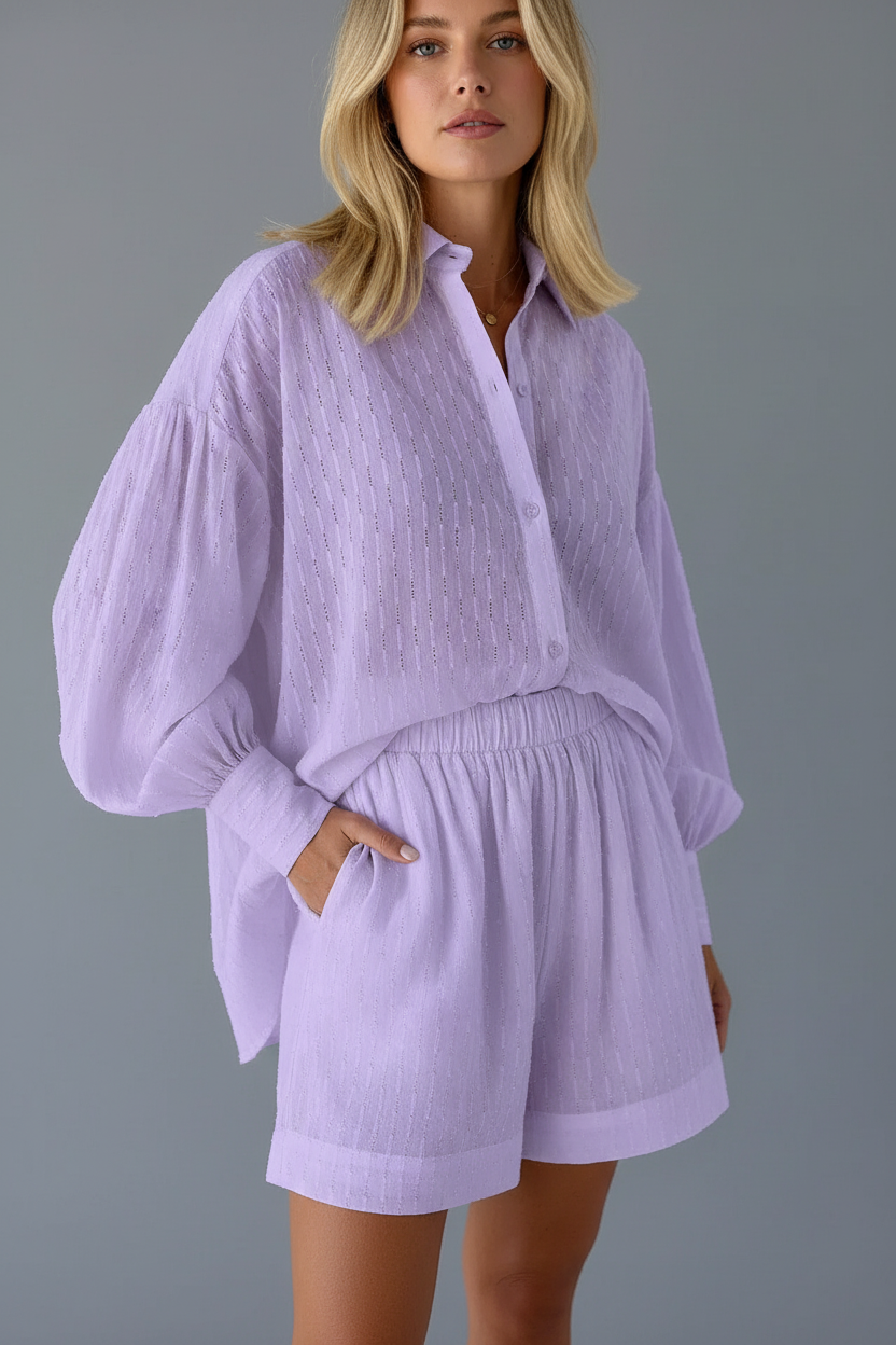 Lila set - frontaal uniforme grijze achtergrond