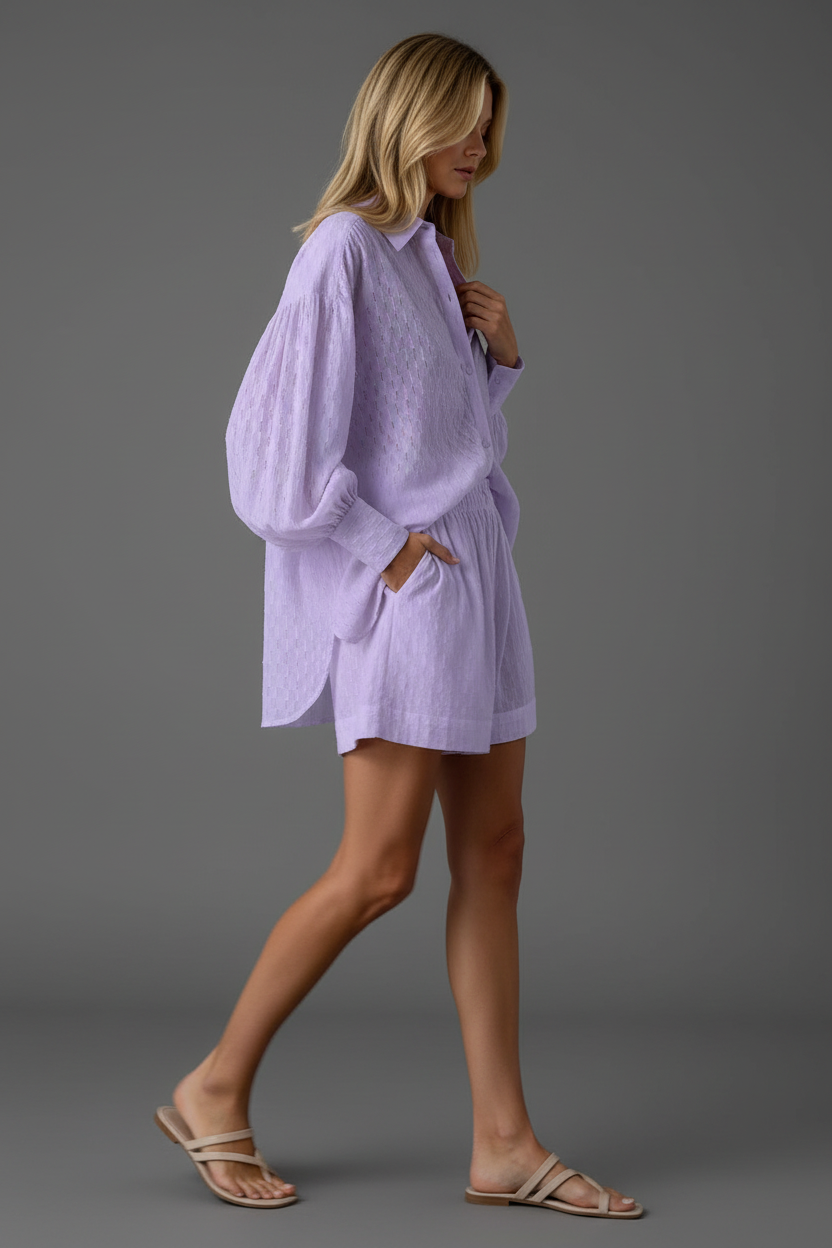 Lila set - zijkant uniforme grijze achtergrond